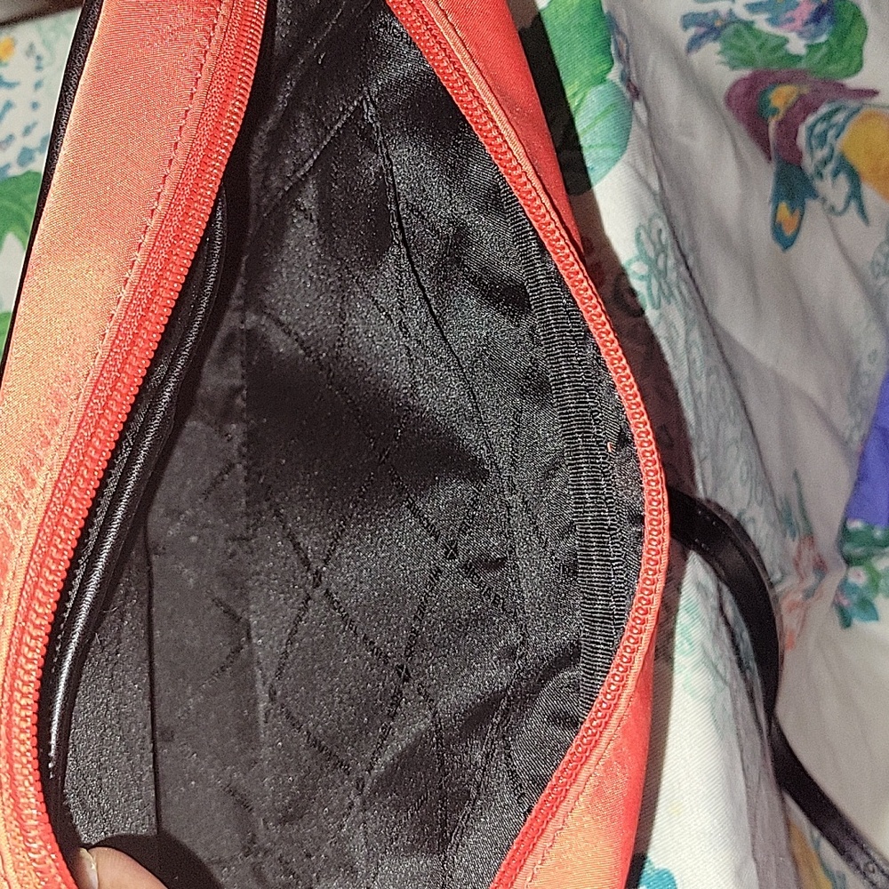 Michael Kors Crossbody - Picture 3 of 6